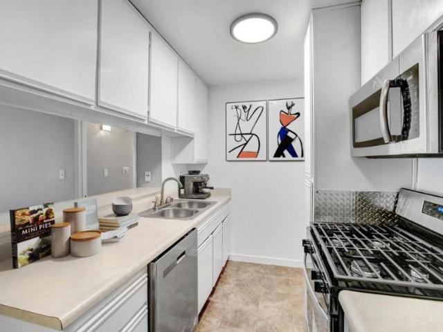 1 bedroom, Reseda CA 91335 99867595