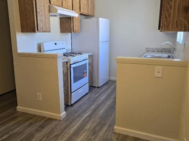 1 bedroom, Riverside CA 92503 LS105357888