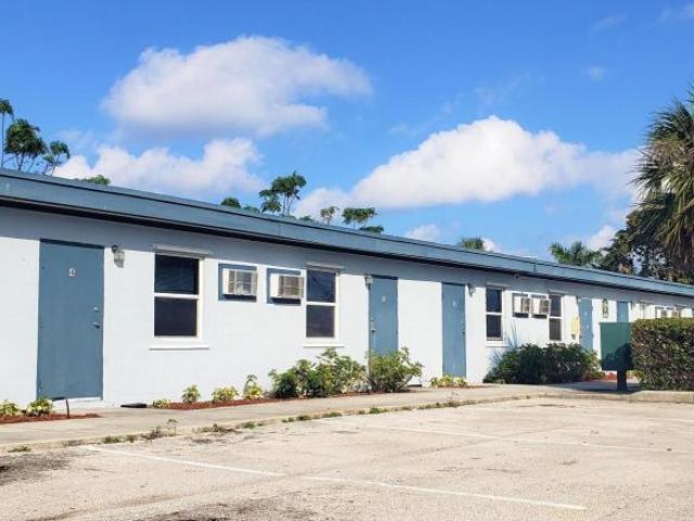 1 bedroom, Riviera Beach FL 33404 105520229