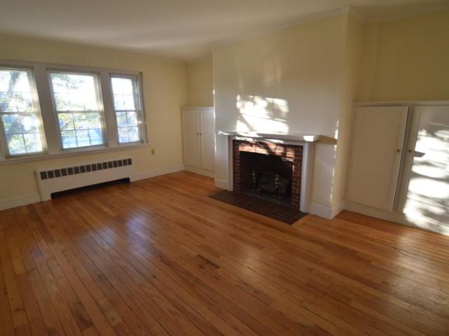 1 bedroom, Watertown MA 02472 100224328