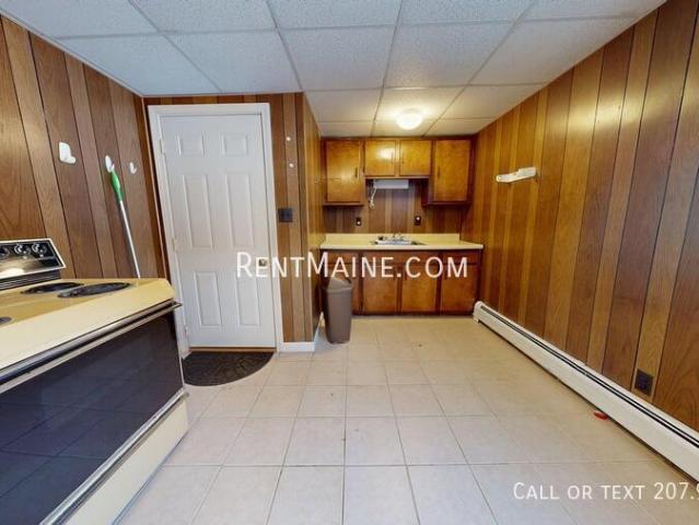 1 bedroom, Waterville ME 04901 104198531