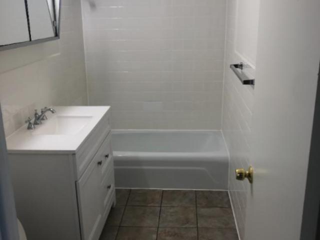 1 bedroom, Waukegan IL 60085 106061912