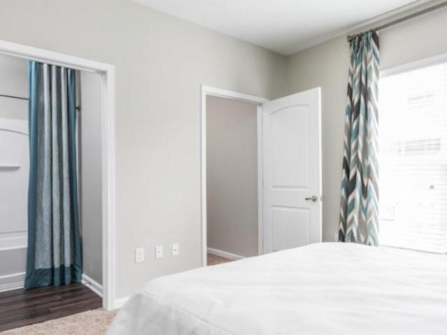 1 bedroom, Wake Forest NC 27587 105635552
