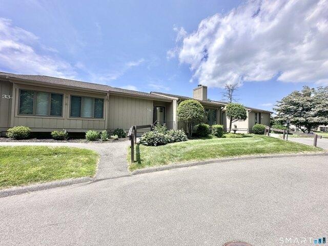 1 bedroom, Wallingford CT 06492 105441389