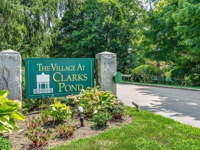 1 bedroom, Waltham MA 02452 105588205