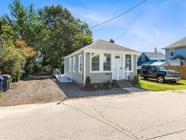 1 bedroom, Warwick RI 02889 105477036