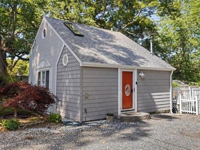 1 bedroom, Warwick RI 02889 105610778