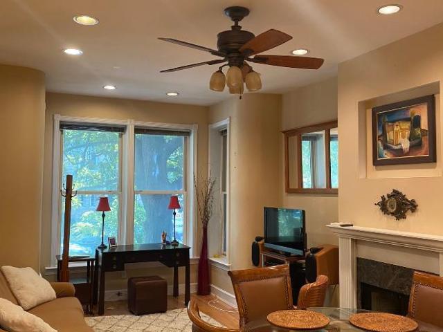 1 bedroom, Washington DC 20009 105918823