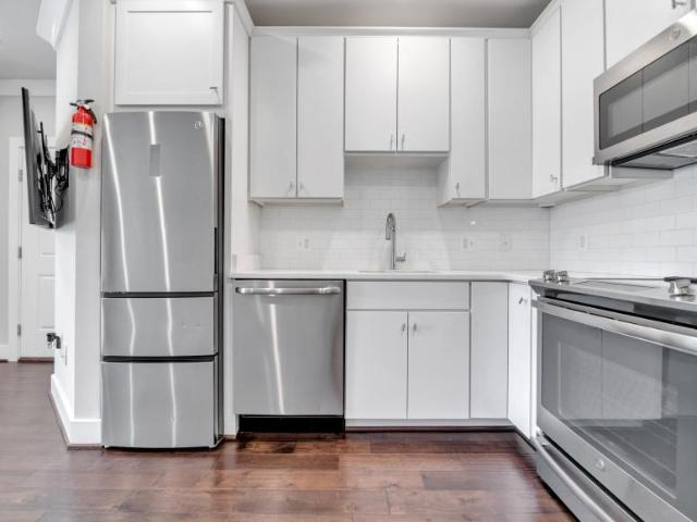 1 bedroom, Washington DC 20012 105668781