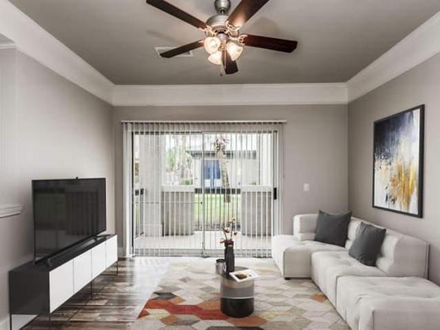 1 bedroom, Webster TX 77598 105853504