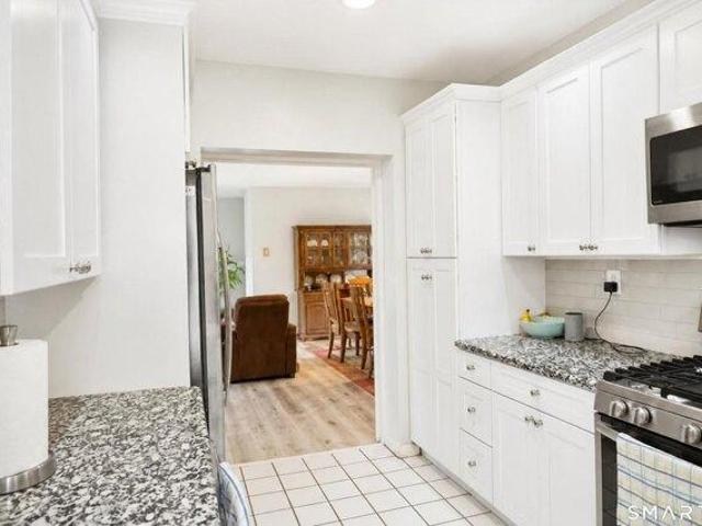 1 bedroom, West Hartford CT 06105 105317027