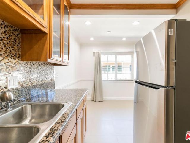 1 bedroom, West Hollywood CA 90046 105432899