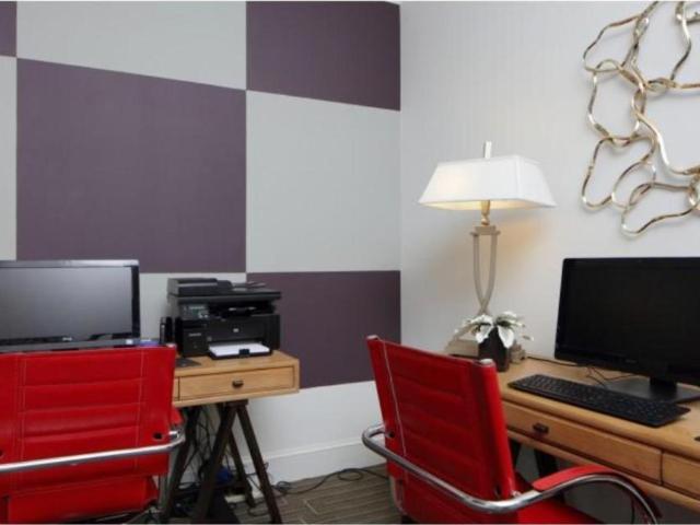 1 bedroom, West Palm Beach FL 33411 105891337