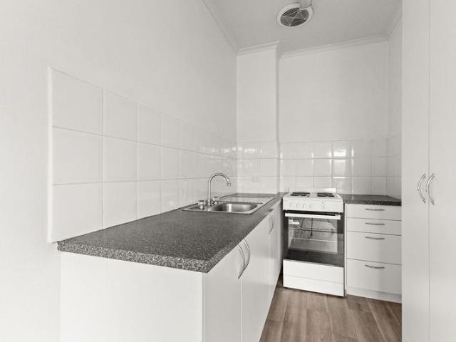 1 Bedroom with off Street parking