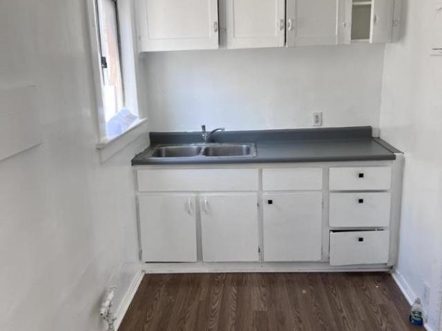 1 bedroom, Wilmington CA 90744 105700451