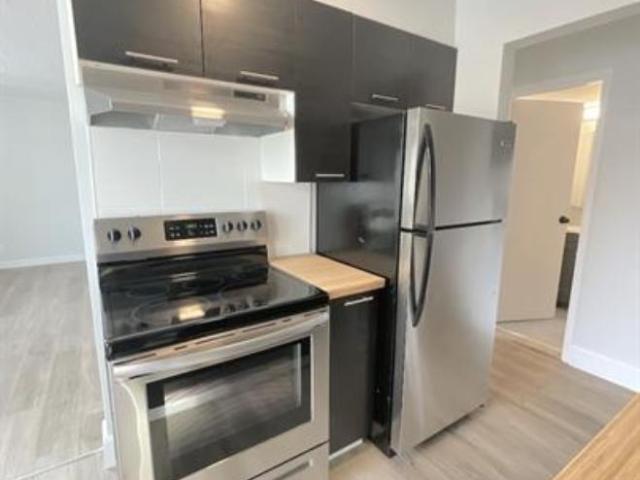 1 bedroom, Windsor ON N8X 1G8 105732578