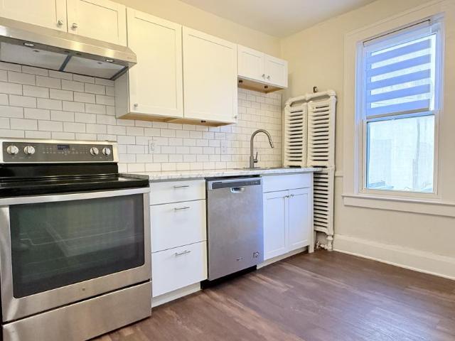 1 bedroom, Windsor ON N8X 2E6 105218408