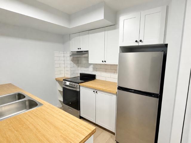 1 bedroom, Windsor ON N8X 4T7 105671708