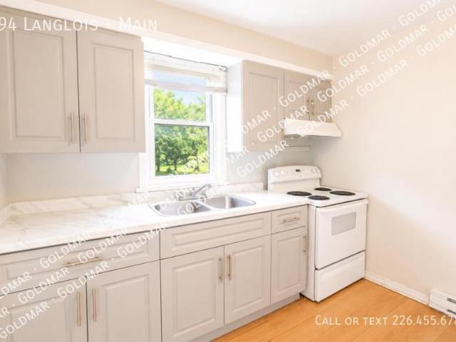1 bedroom, Windsor ON N9A 2G1 LS105618453