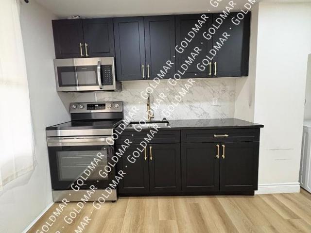 1 bedroom, Windsor ON N9A 2X5 LS105618455