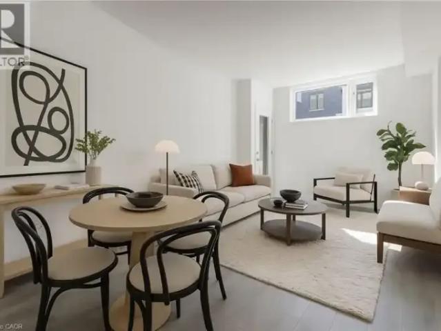 1 Bedroom Townhouse Burlington ON 104000159