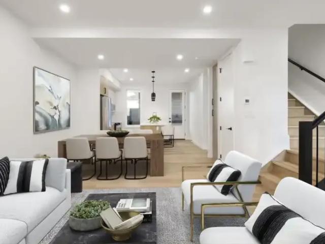 1 Bedroom Townhouse Calgary AB 104637778