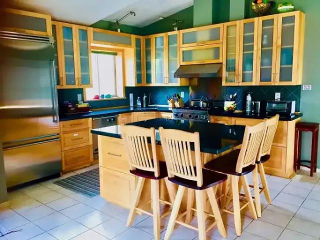 1 Bedroom Townhouse Calgary AB 105185936