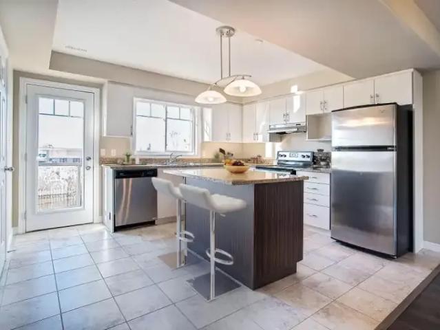 1 Bedroom Townhouse Cambridge ON 105466537
