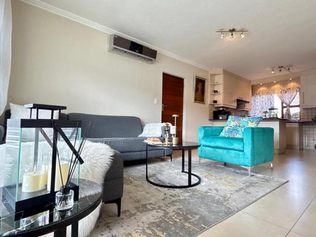 1 Bedroom Townhouse For Sale in Bassonia