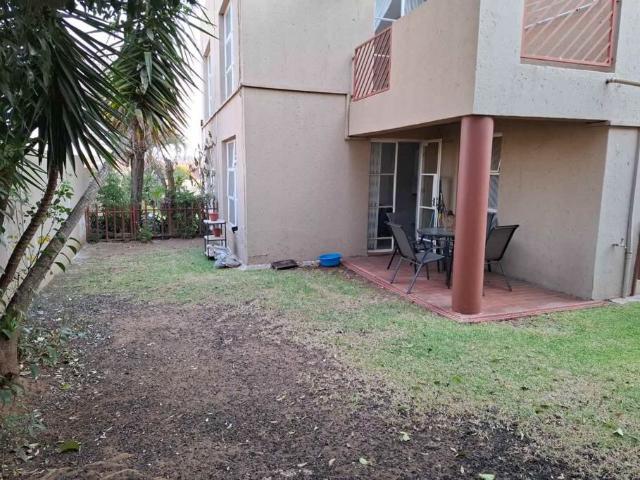 1 Bedroom Townhouse For Sale in Brackendowns