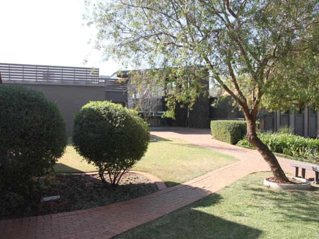 1 Bedroom Townhouse For Sale in Retire at Midstream