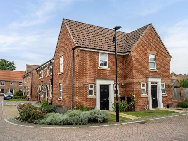 1 bedroom townhouse for sale
