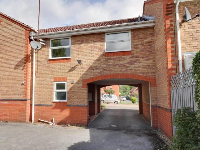 1 bedroom townhouse for sale