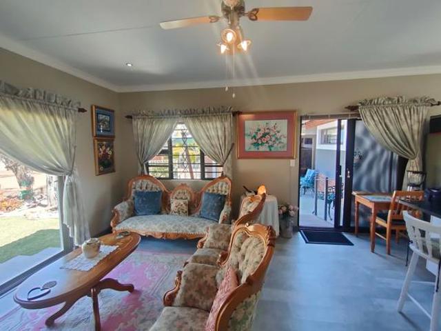 1 Bedroom Townhouse in Mookgophong Naboomspruit