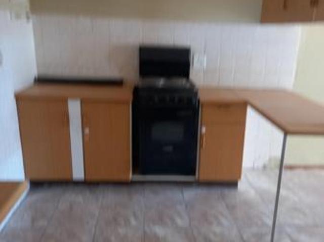 1 Bedroom Townhouse in Glen Marais