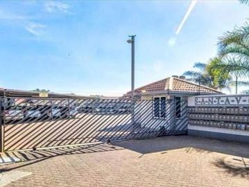 1 Bedroom Townhouse in Glen Marais