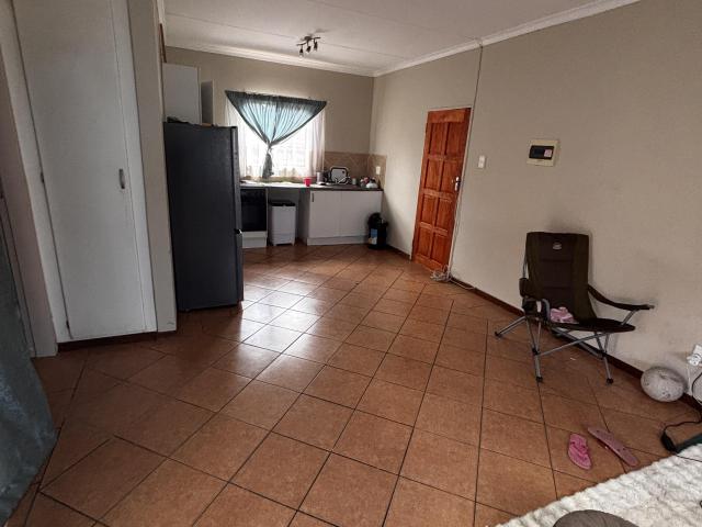 1 Bedroom Townhouse To Let in Pretoria North