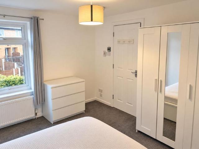 1 bedroom townhouse to rent