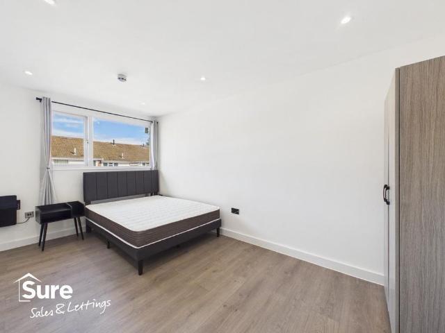 1 bedroom townhouse to rent