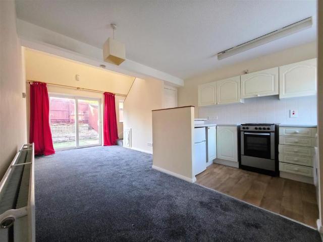 1 bedroom townhouse to rent