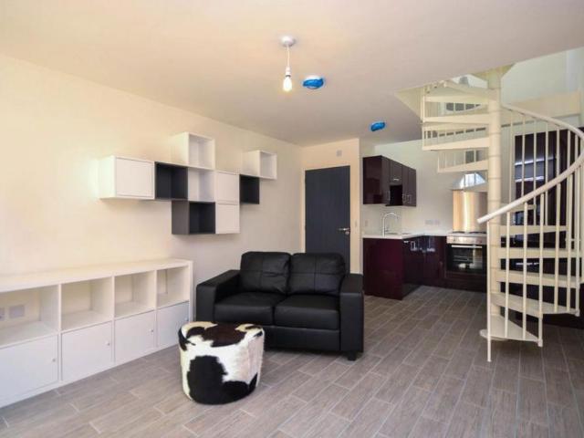 1 bedroom townhouse to rent