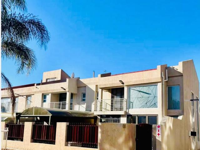 1 Bedroom Townhouse To Rent in Arcadia