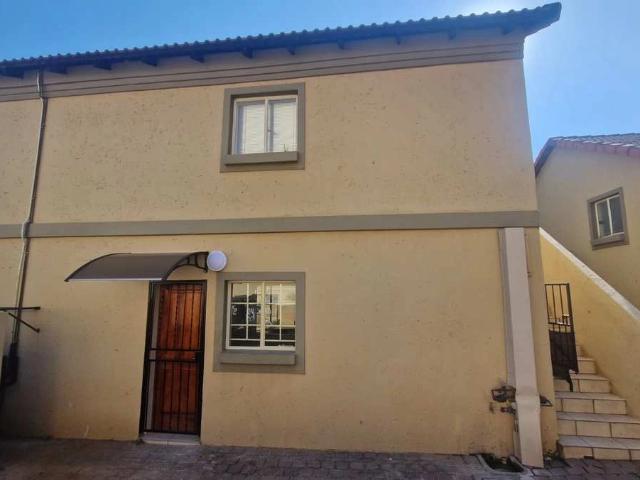 1 Bedroom Townhouse to Rent in La Montagne
