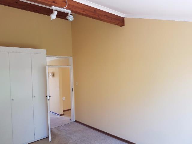 1 Bedroom Townhouse To Rent in Sonneglans