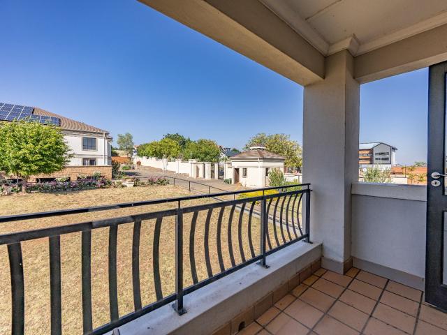 1 Bedroom Townhouse To Rent in Rietvalleirand