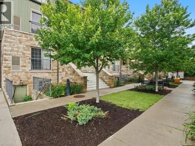 1 Bedroom Townhouse Waterloo ON 104471025