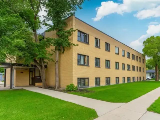 1 Bedroom Townhouse Winnipeg MB LS98421773