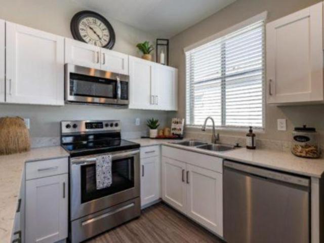 1 bedroom, Tolleson AZ 85353 104873555