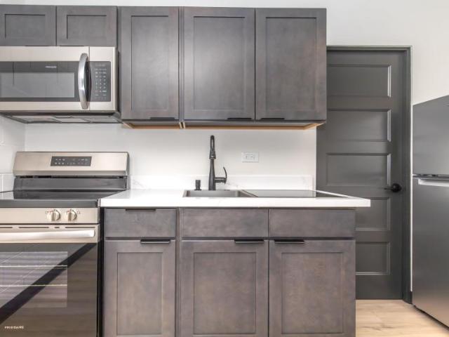 1 bedroom, Tacoma WA 98409 105880806