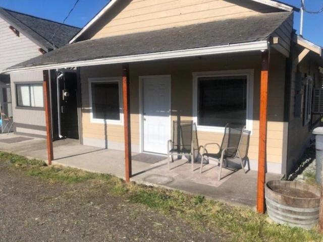 1 bedroom, Tacoma WA 98446 105969564